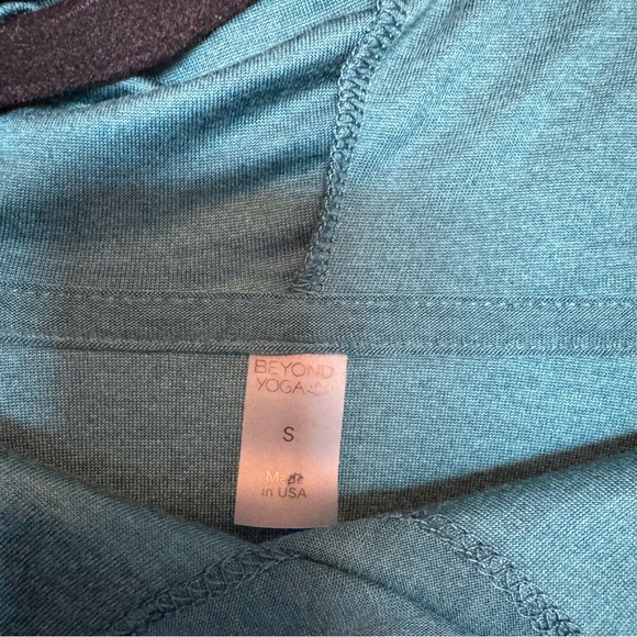 Beyond Yoga Long Sleeve Hooded Teal Pullover Buttery Soft Size Small - Picture 3 of 7